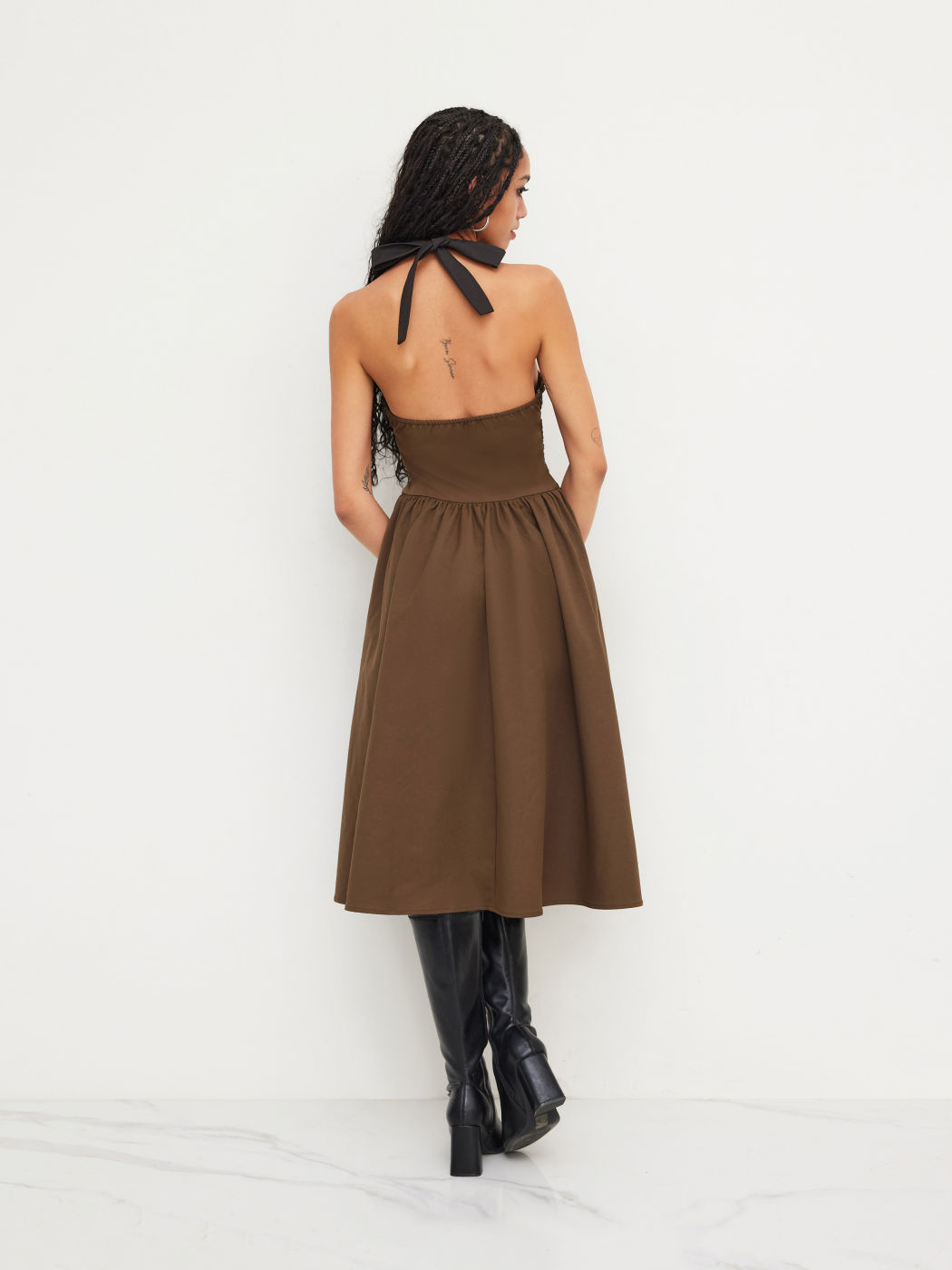 Halter Neckline Criss Cross Knotted Pocket Midi Dress