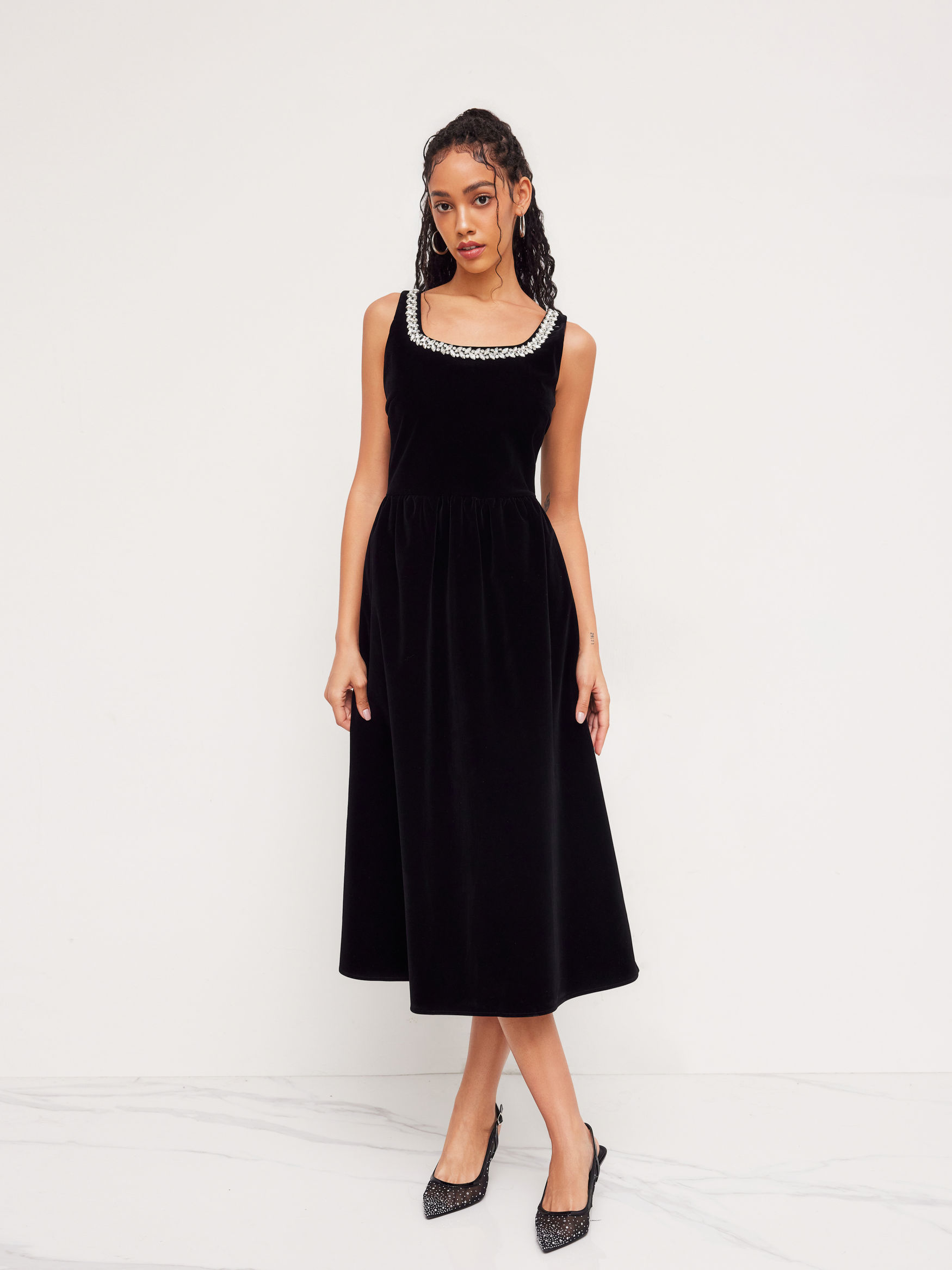 Velvet Square Neck Solid Rhinestone Ruffle Maxi Dress
