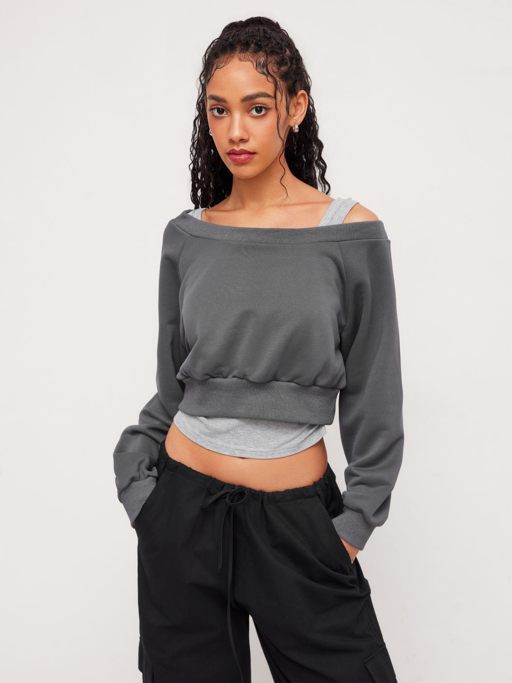 Terry-Off-shoulder-übergrößerter Cropped-Sweatshirt & geriffelter Tank-Top