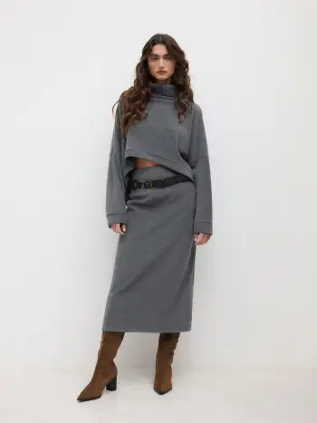 Maglia a maniche lunghe oversize bicolore con collo alto in pile