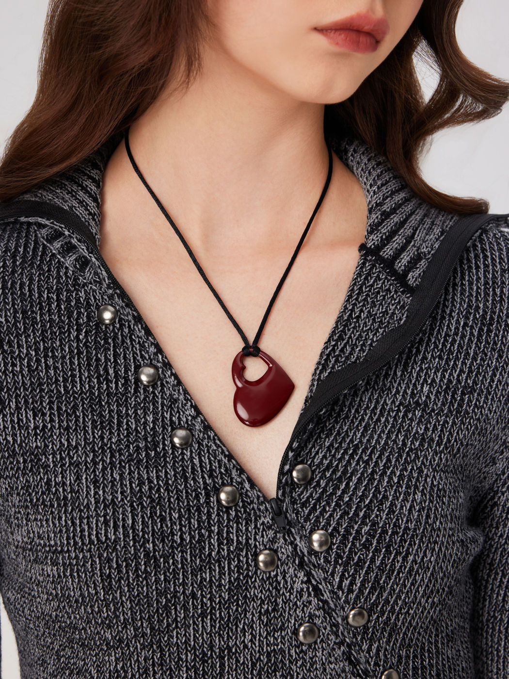 HEART PENDANT NECKLACE