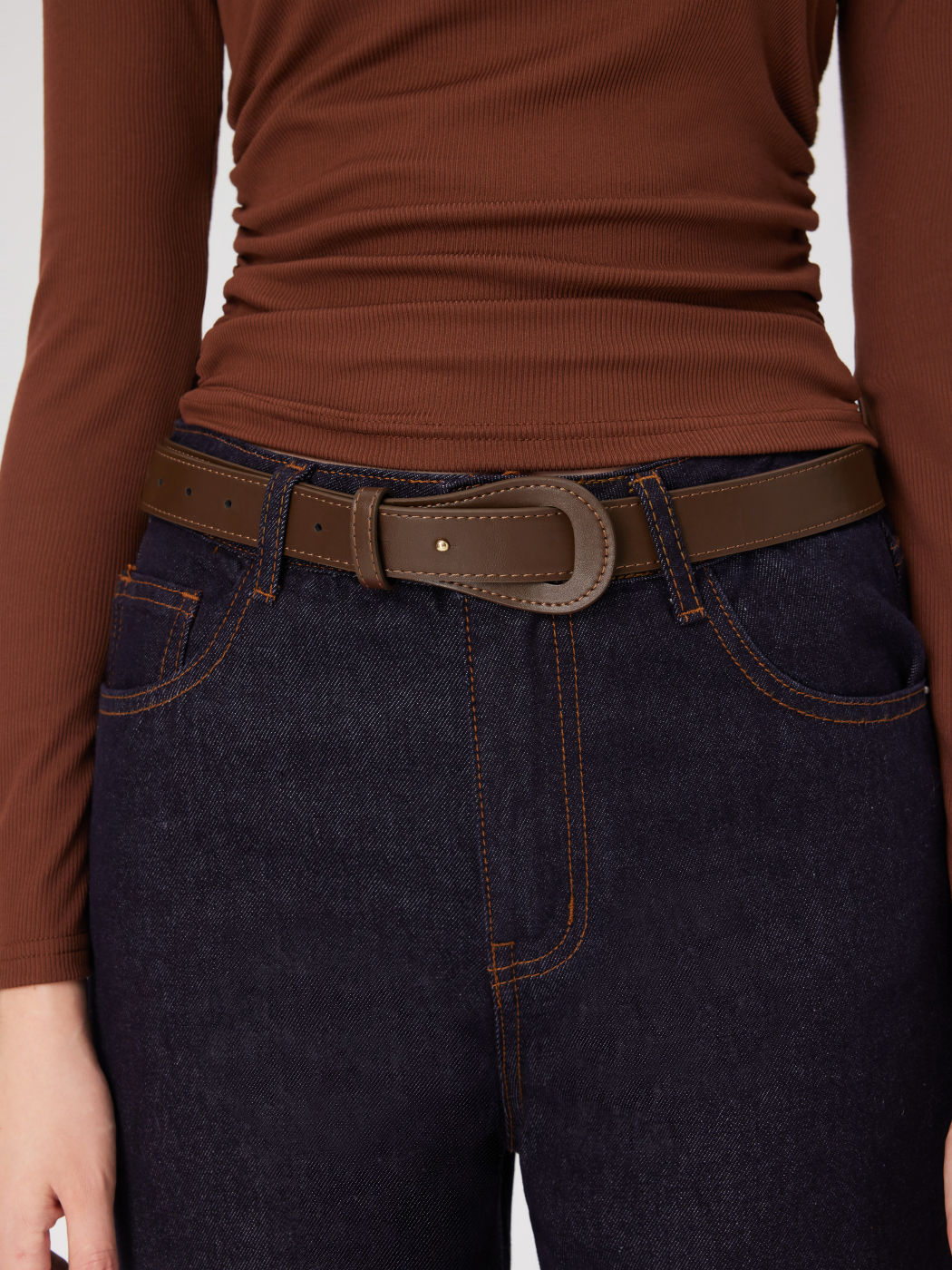 KNOTTED FAUX LEATHER BELT