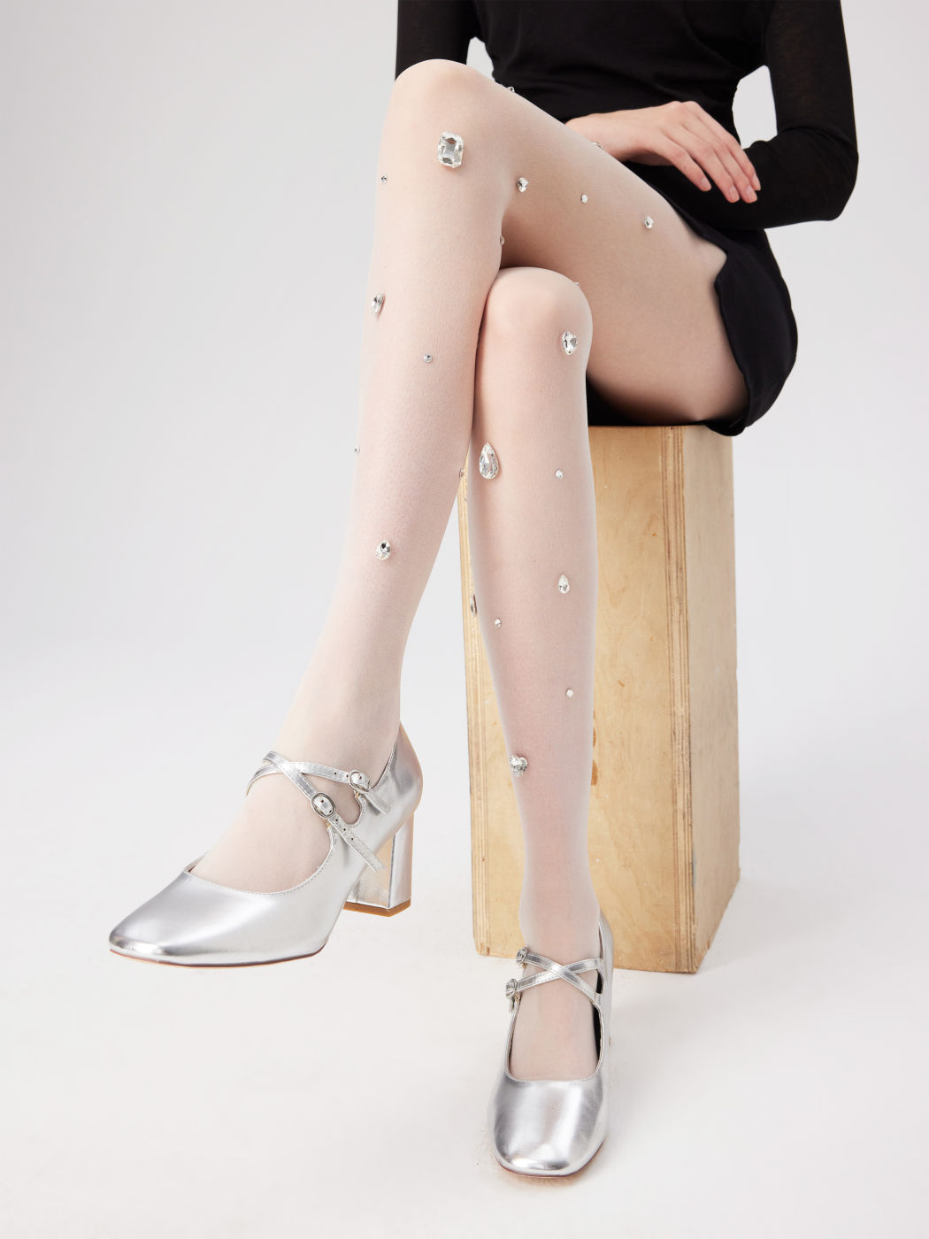 RHINESTONE DECOR TIGHTS