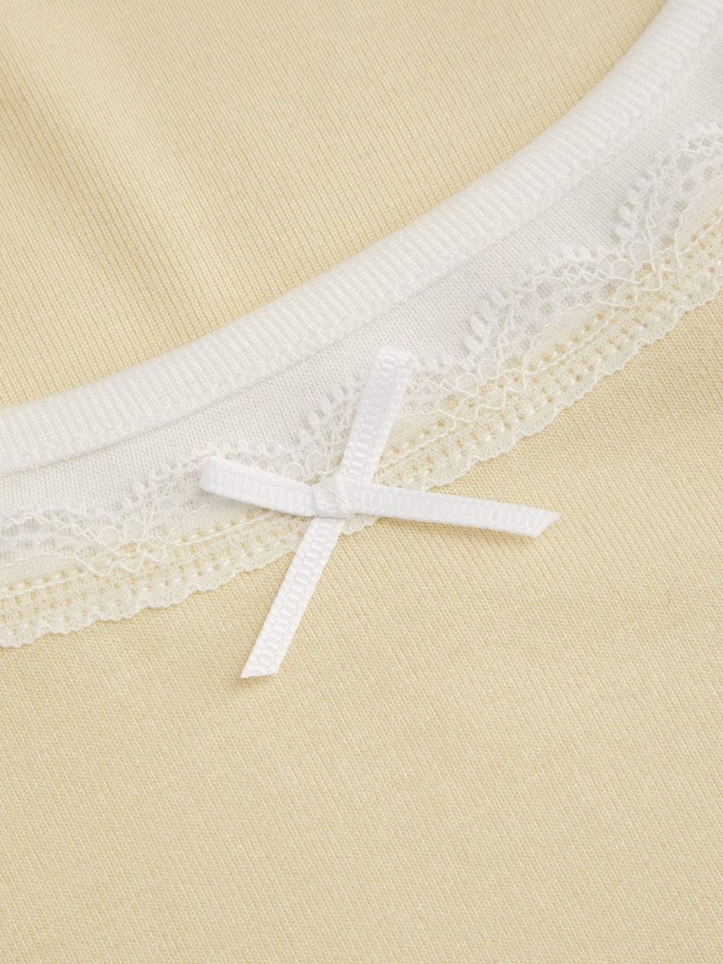 Round Neckline Contrasting Binding Lace Trim Long Sleeve Top