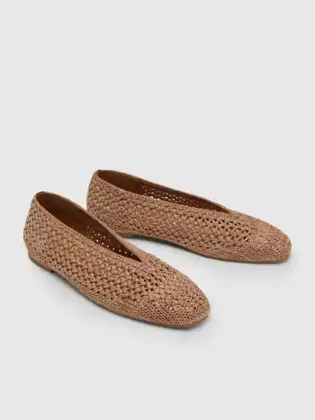 BRAIDED FLATS