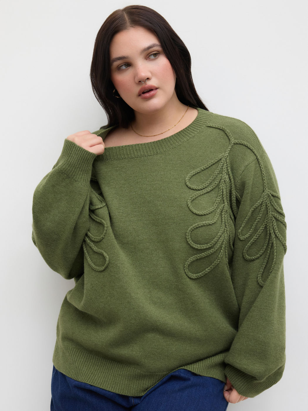 Knit Round Neckline Leaf Braid Oversized Sweater Curve & Plus