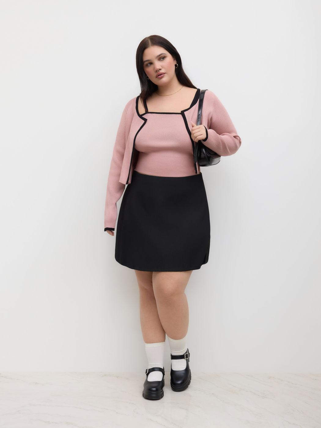 Round Neckline Contrasting Binding Long Sleeve Top With Crop Cami Top Curve & Plus