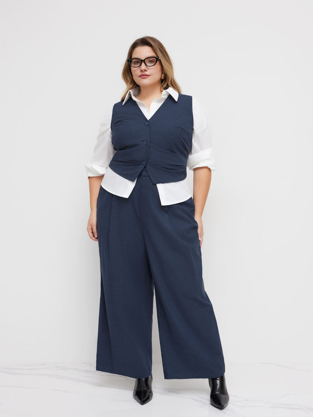 Cotton-blend V-neck Vest & Mid Rise Pocket Wide Leg Trousers Set Curve & Plus