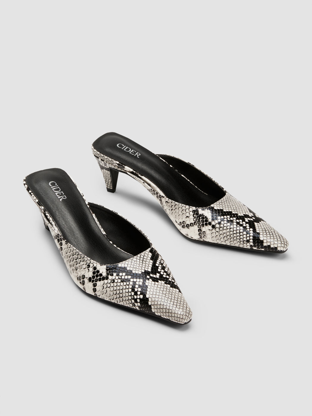 SNAKE PATTERN POINT TOE MULE HEELS 