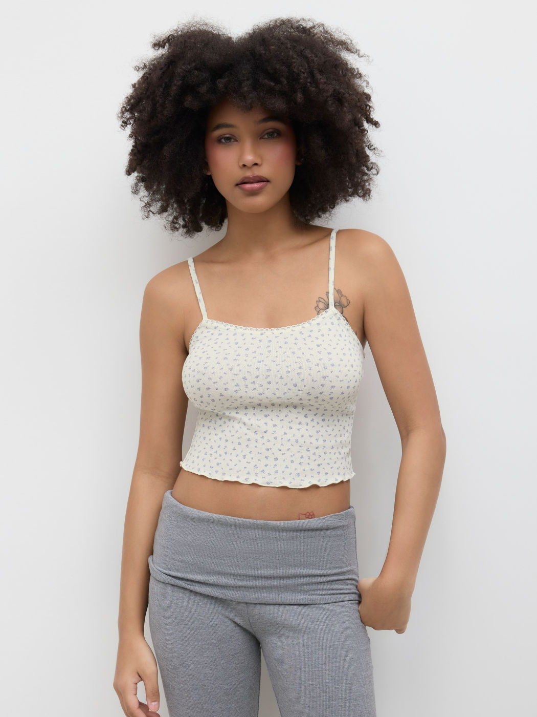 Pointelle U-Ausschnitt Floral Rüschen Crop Top