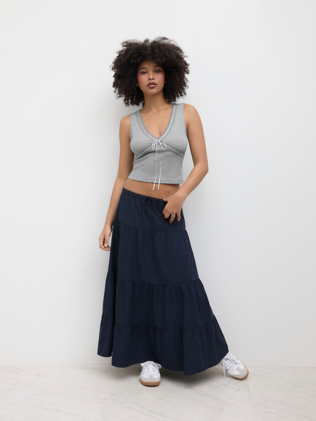 Cotton-blend V-neck Lace Trim Tank Top