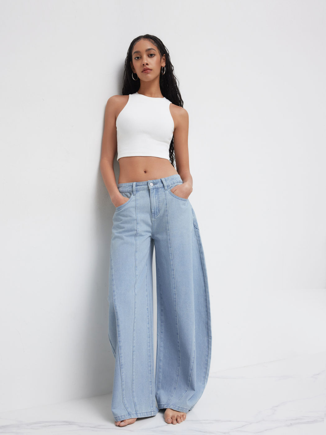 Denim Low Rise Pocket Barrel-leg Jeans