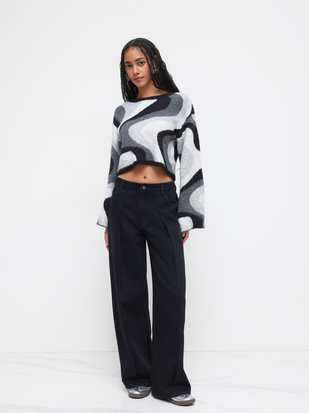 Cider Denim Mid Rise Pocket Pleated Baggy Jeans