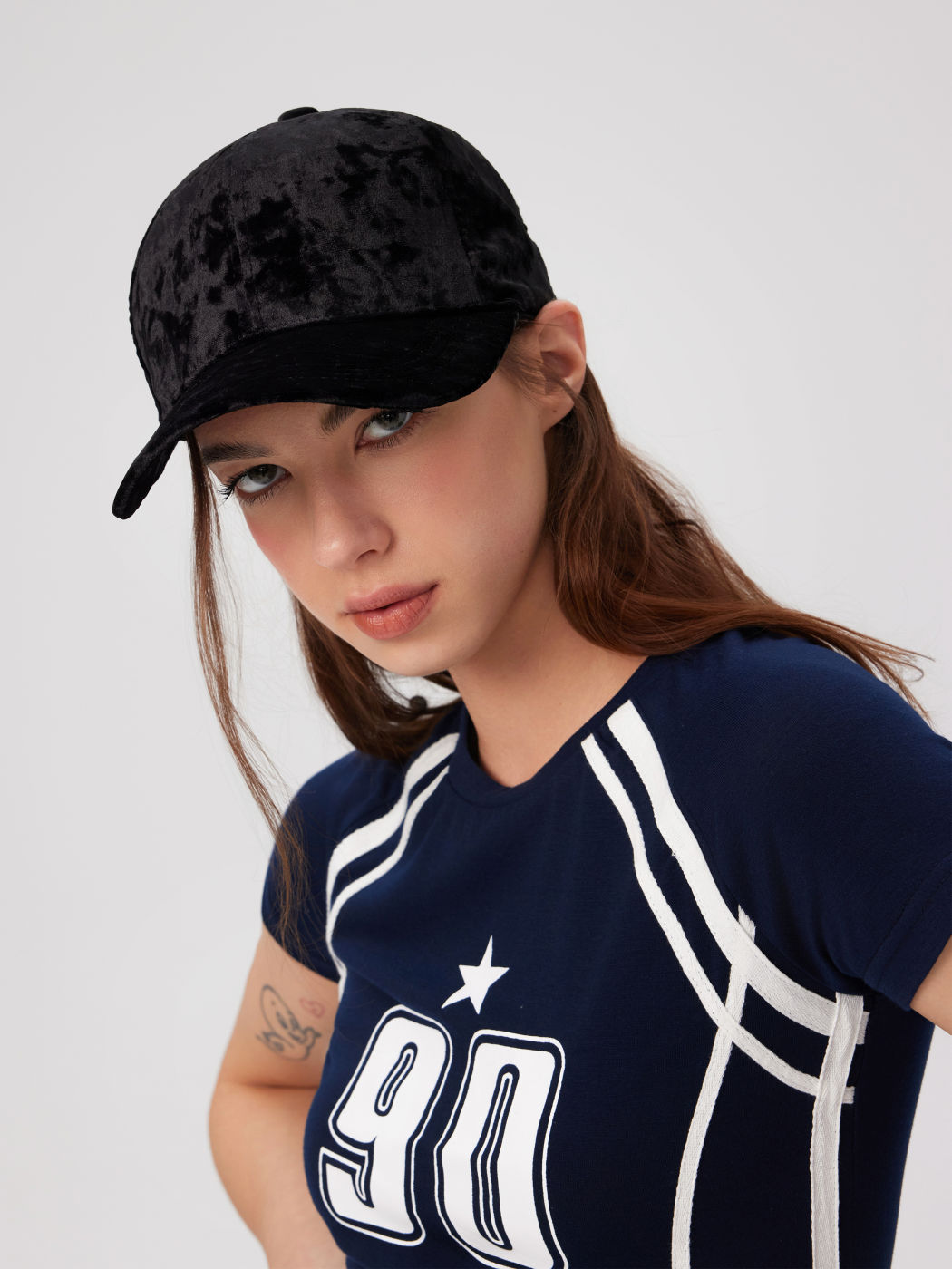 SOLID VELVET BASEBALL CAP