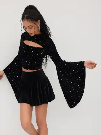 Velvet Star Pattern Bell Sleeve Crop Top