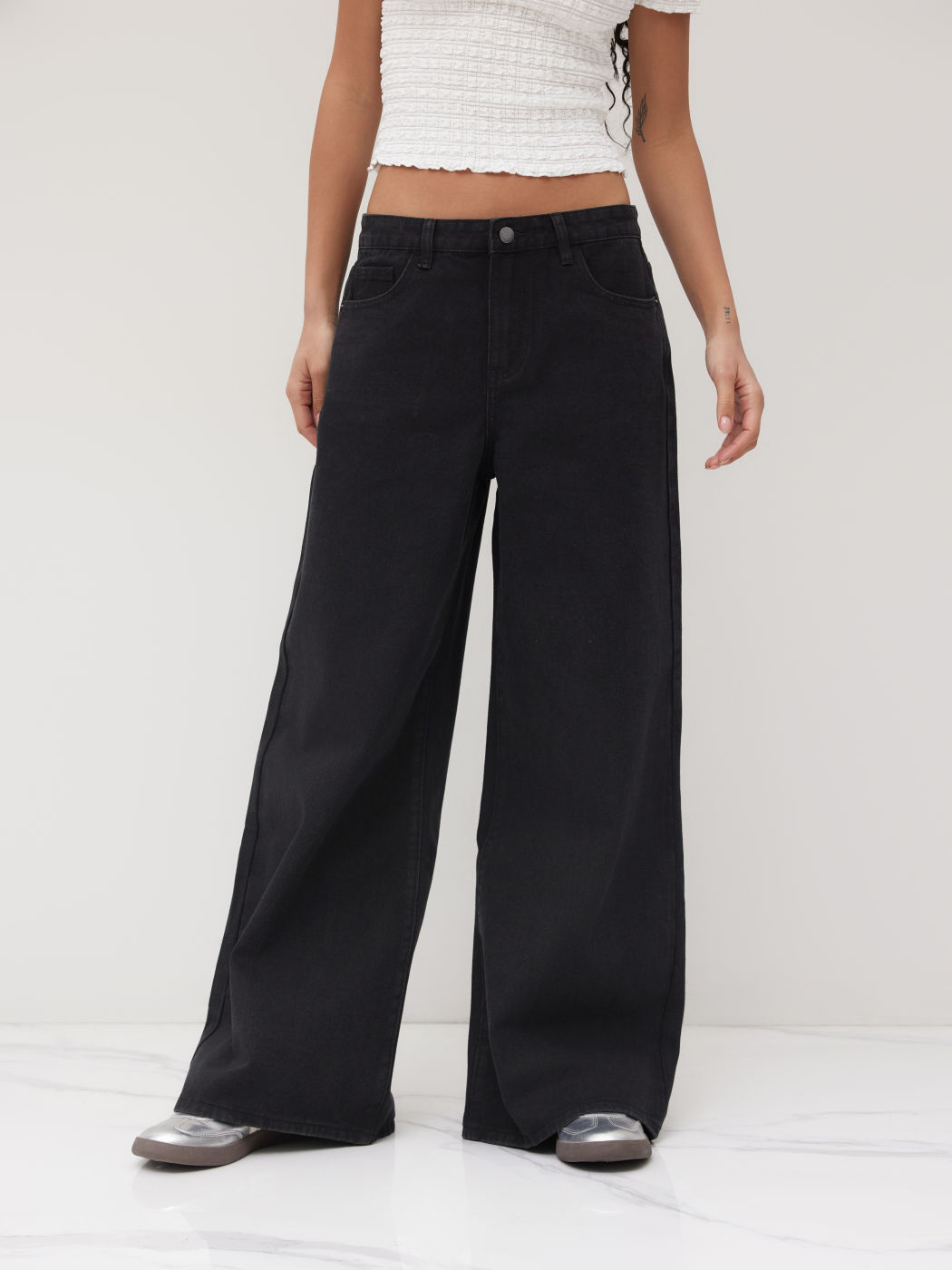 Low-Rise Baggy