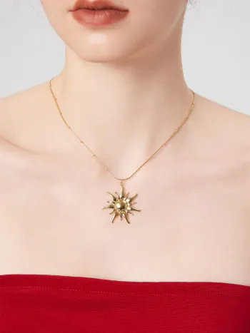 SUN PENDANT 18K GOLD PLATED STAINLESS STEEL CHAIN NECKLACE