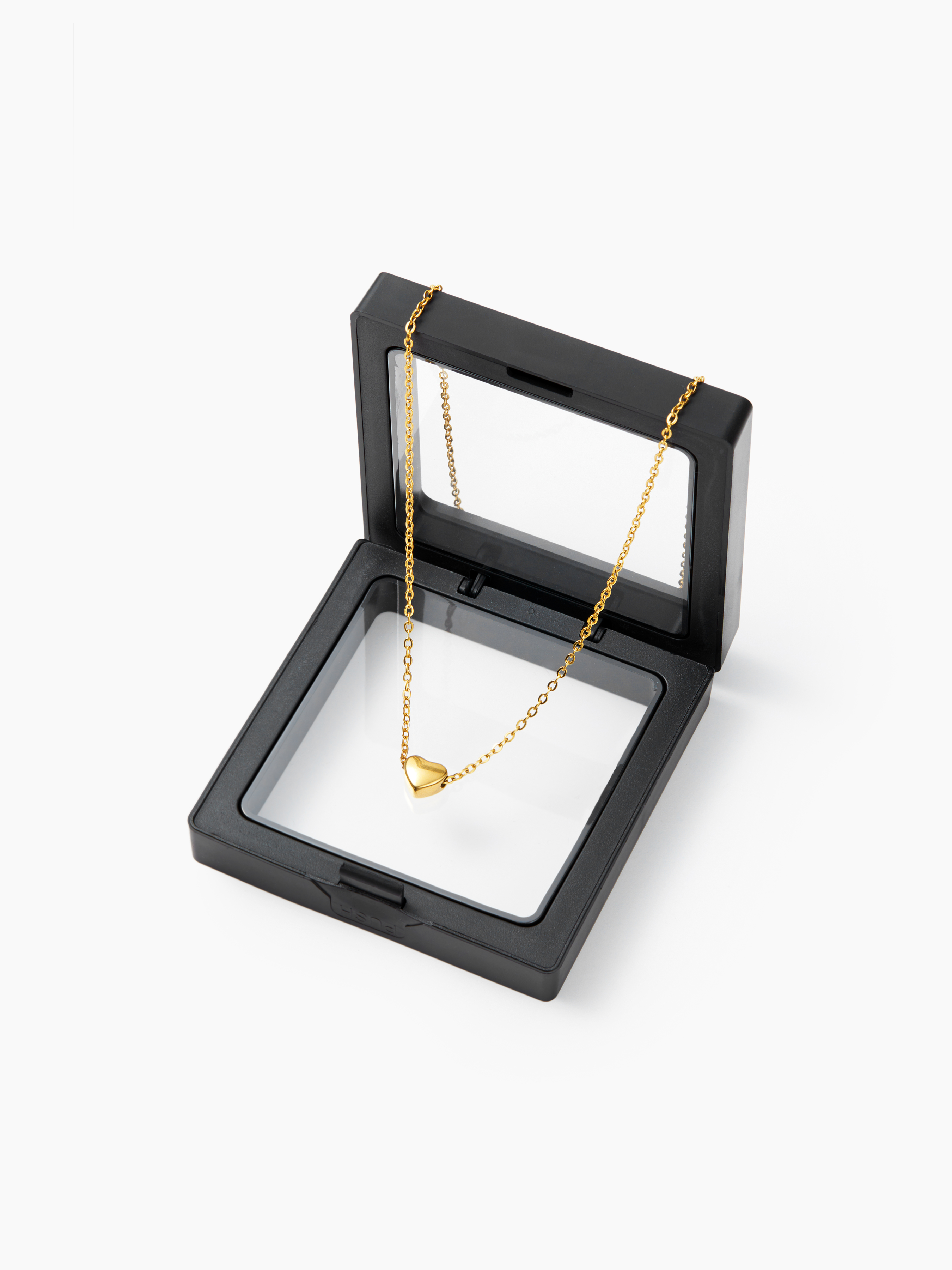 HEART & LETTER PENDANT NECKLACE