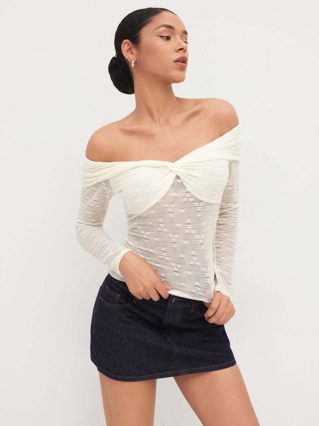Spitzen Off-Shoulder Floral Twist Oberteil