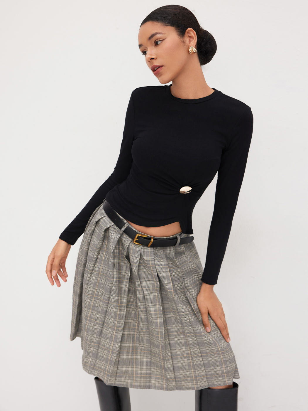 Round Neckline Ruched Button Tee