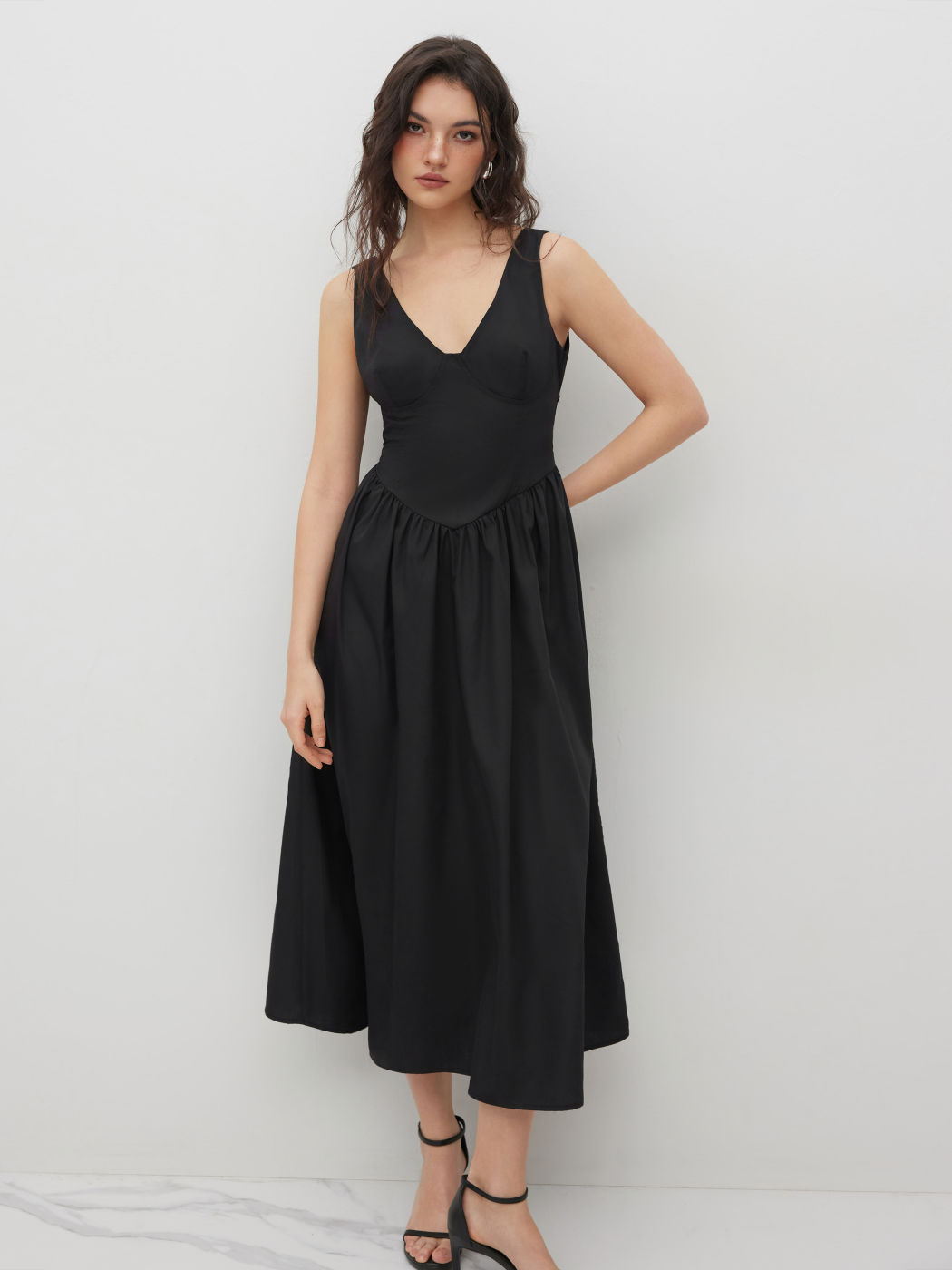 Cotton-blend V-neck Lace Up Ruffle Maxi Dress