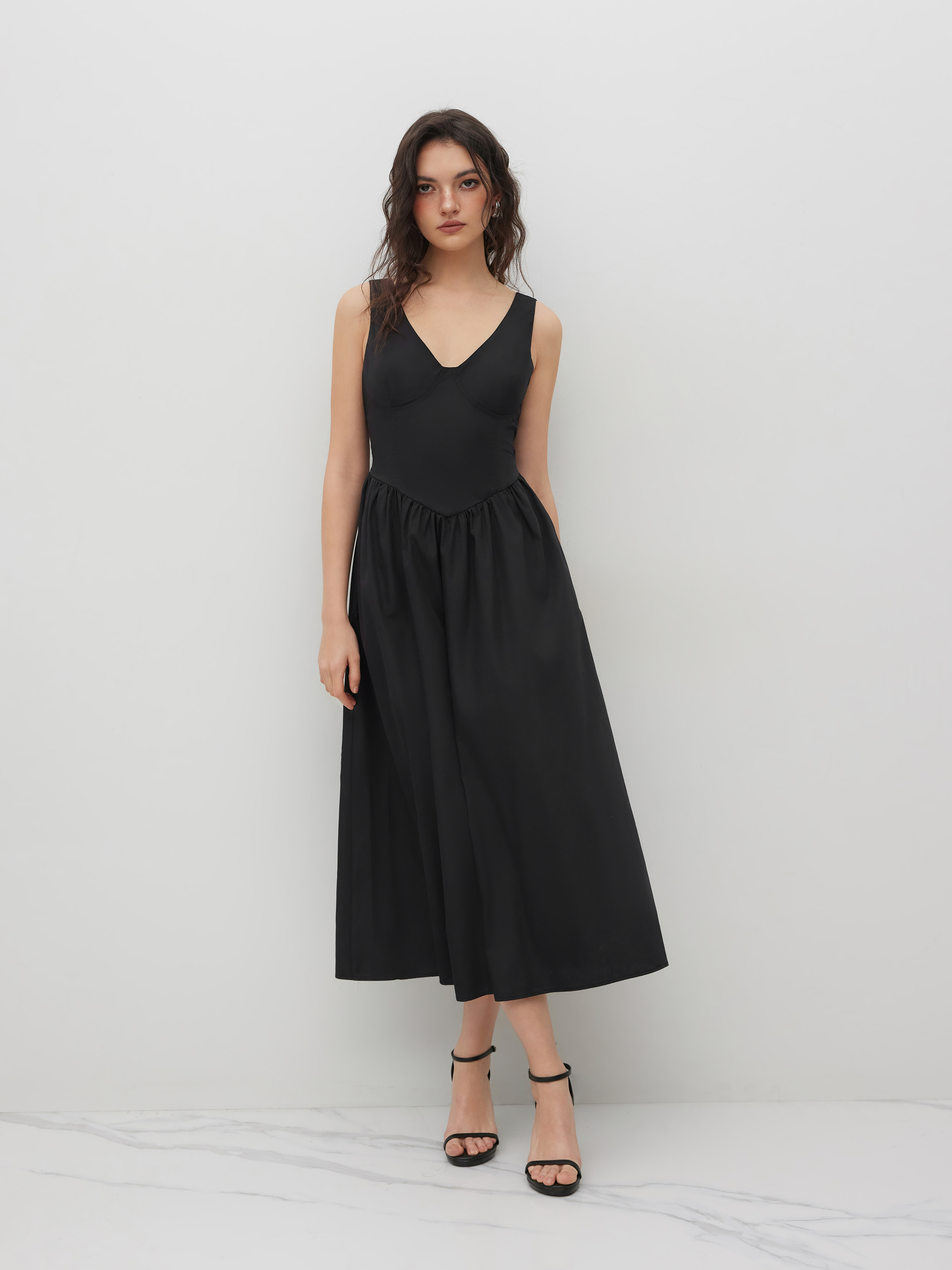 Cotton-blend V-neck Lace Up Ruffle Maxi Dress