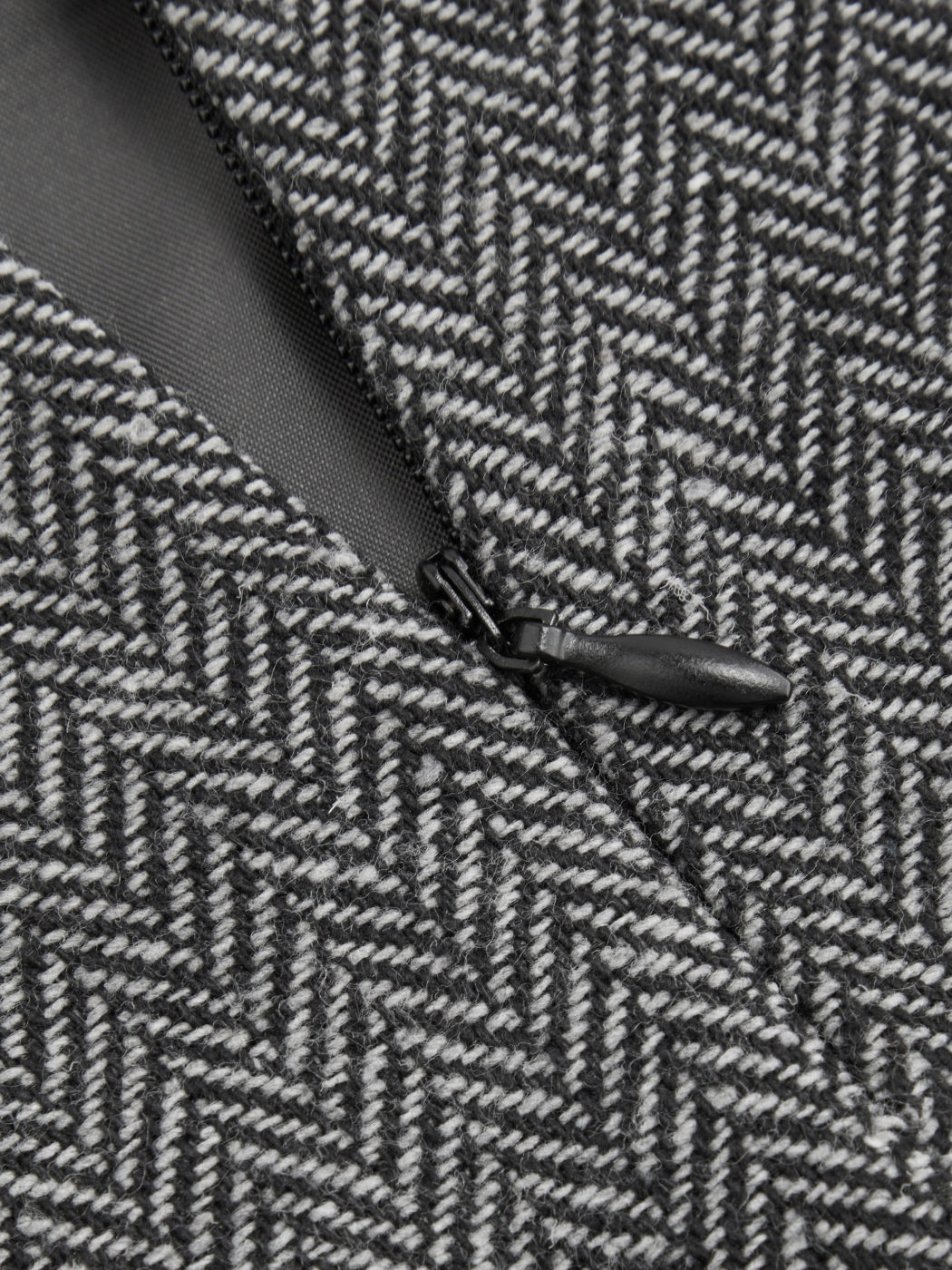 Jacquard Low Rise Mini Skirt