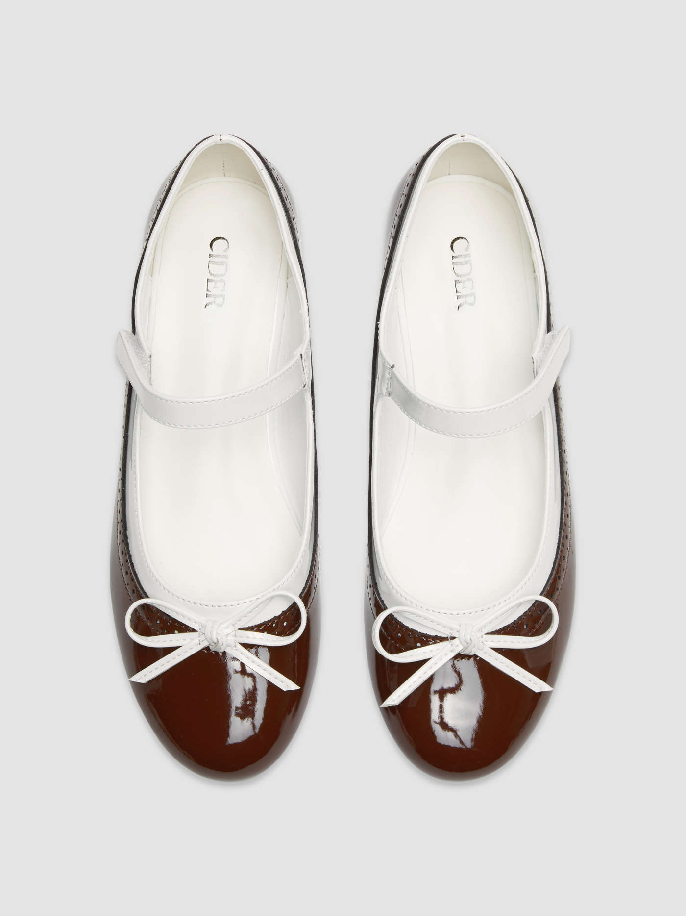TWO-TONE BOW HOLLOW OUT MARY JANE SHOES
