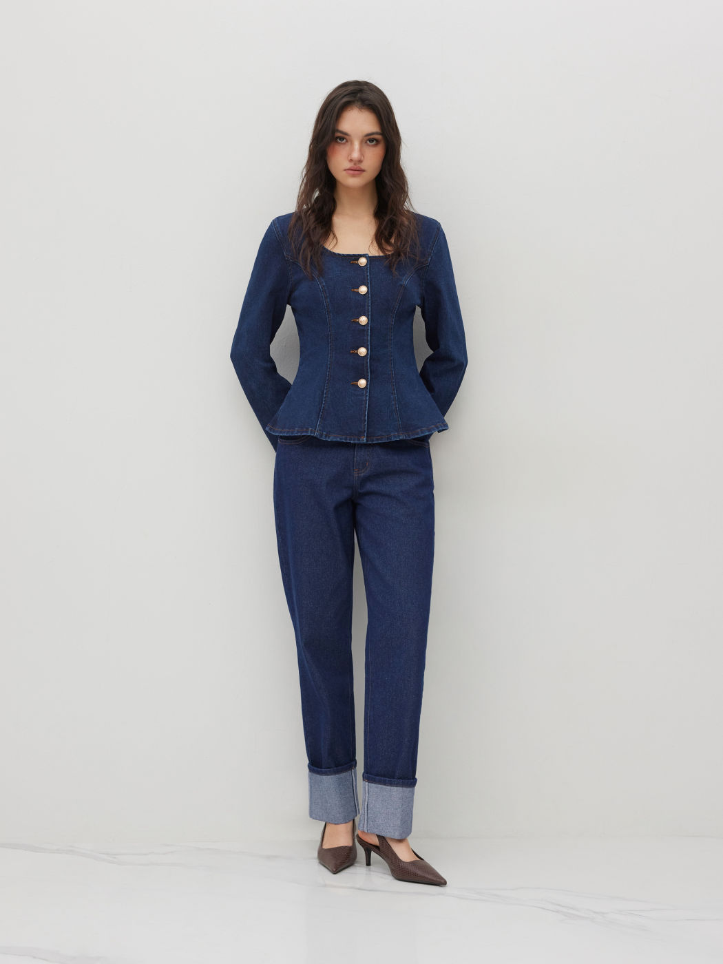 Denim U-neckline Curved Hem Jacket