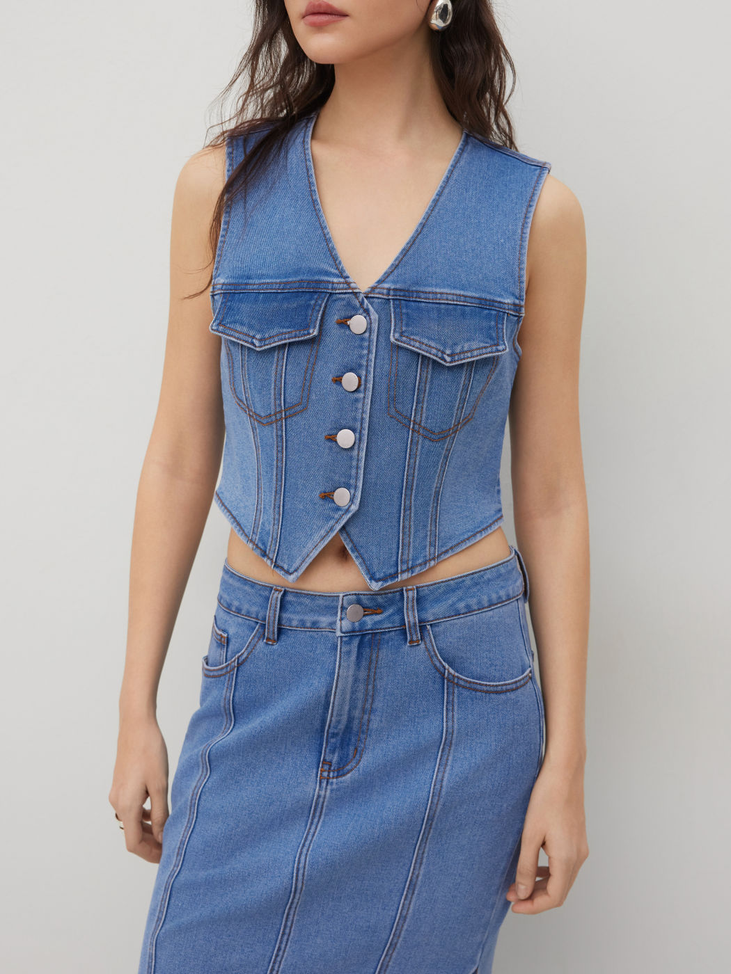 High Stretch Denim V-neck Knotted Crop Vest