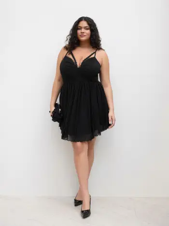 Mini abito in pizzo con volant Curve & Plus