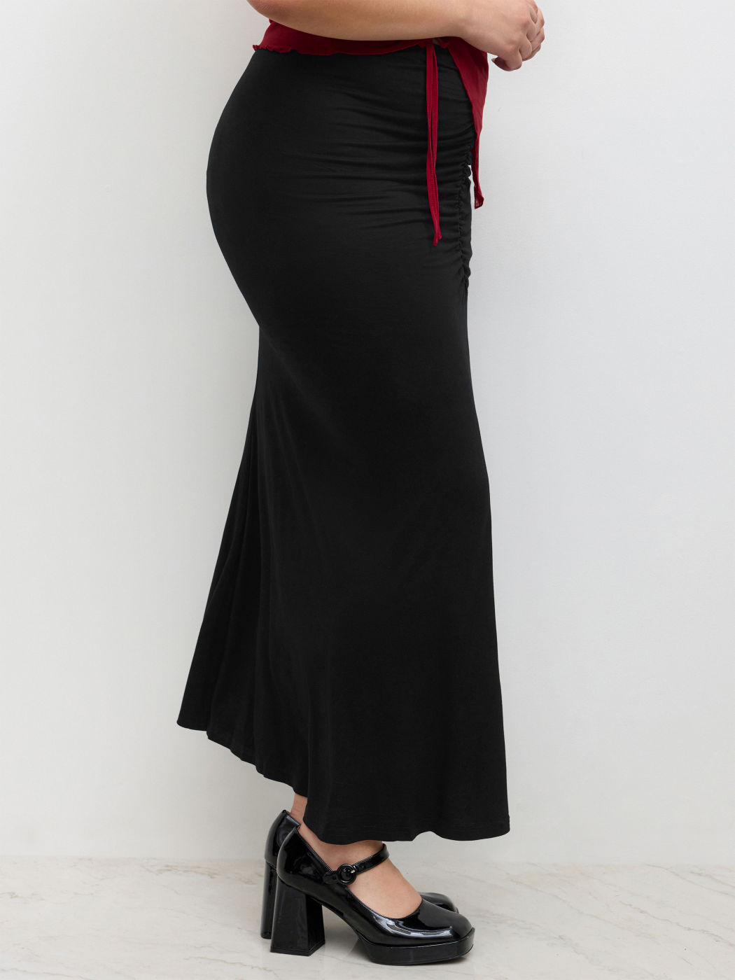 Mid Rise Solid Ruched Maxi Skirt Curve & Plus