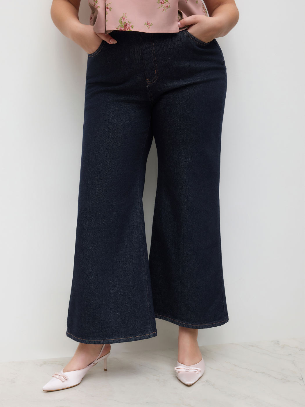 High Stretch Cider Denim Mid Rise Flared Jeans Curve & Plus