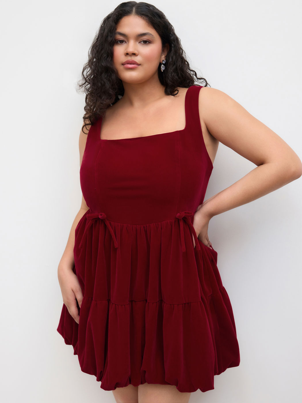 Samt Schnürung Schleife Bubble Saum Minikleid Kurve & Plus