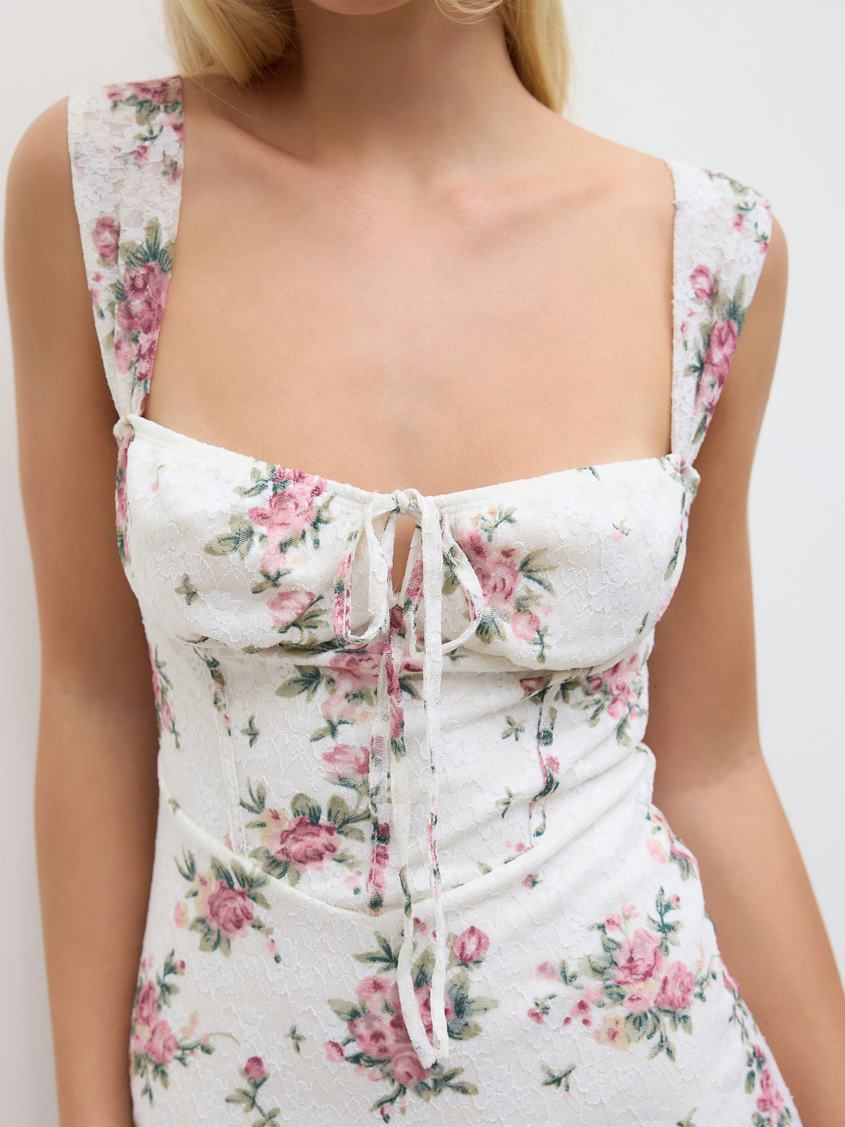 Lace Trimmed Floral DressサイズM Woven Square Neck Floral Lace Trim Knotted Mini Dress For Date