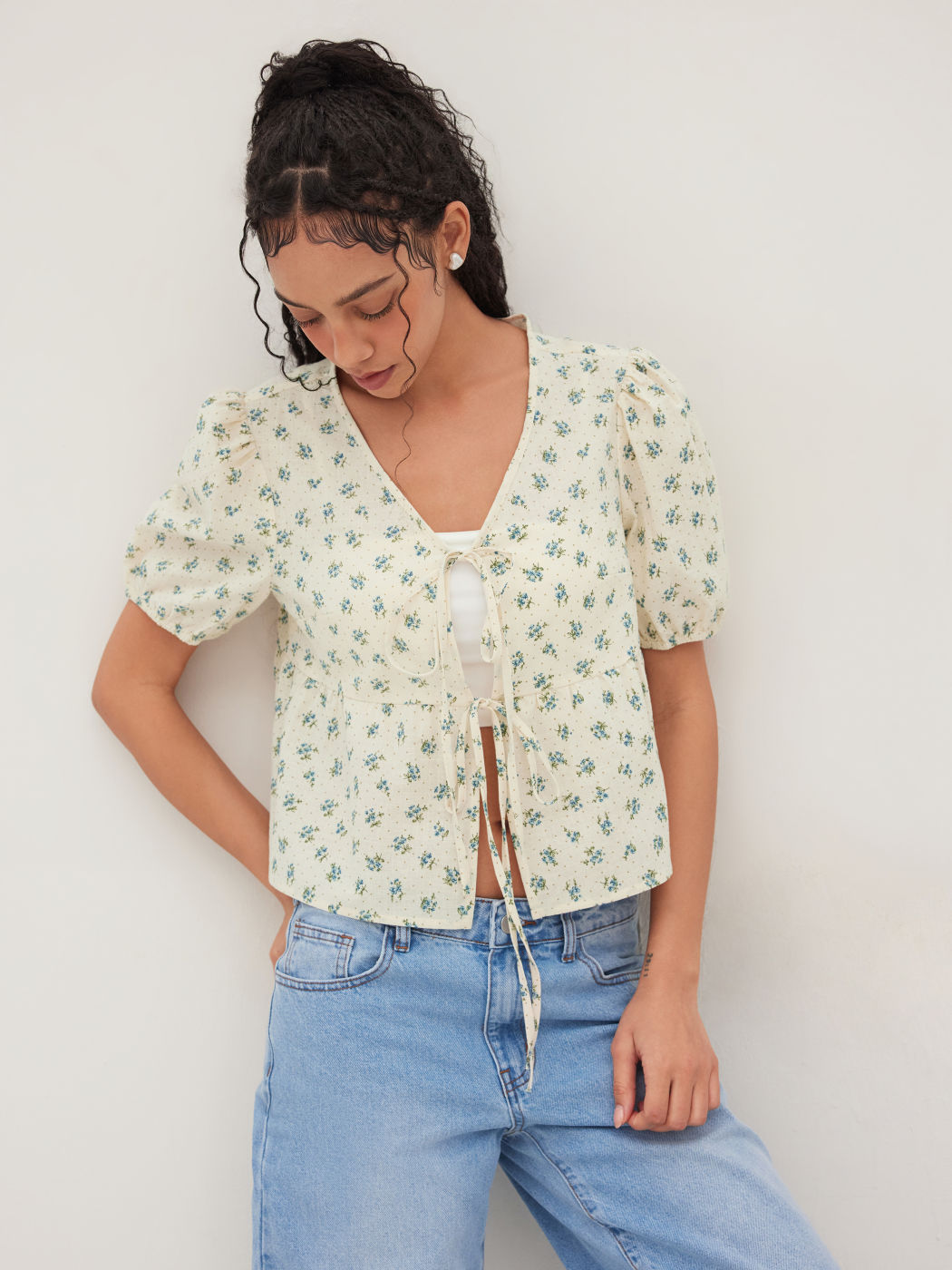 100% Baumwolle V-Hals Bluse mit Blumenmuster und Frontbinde