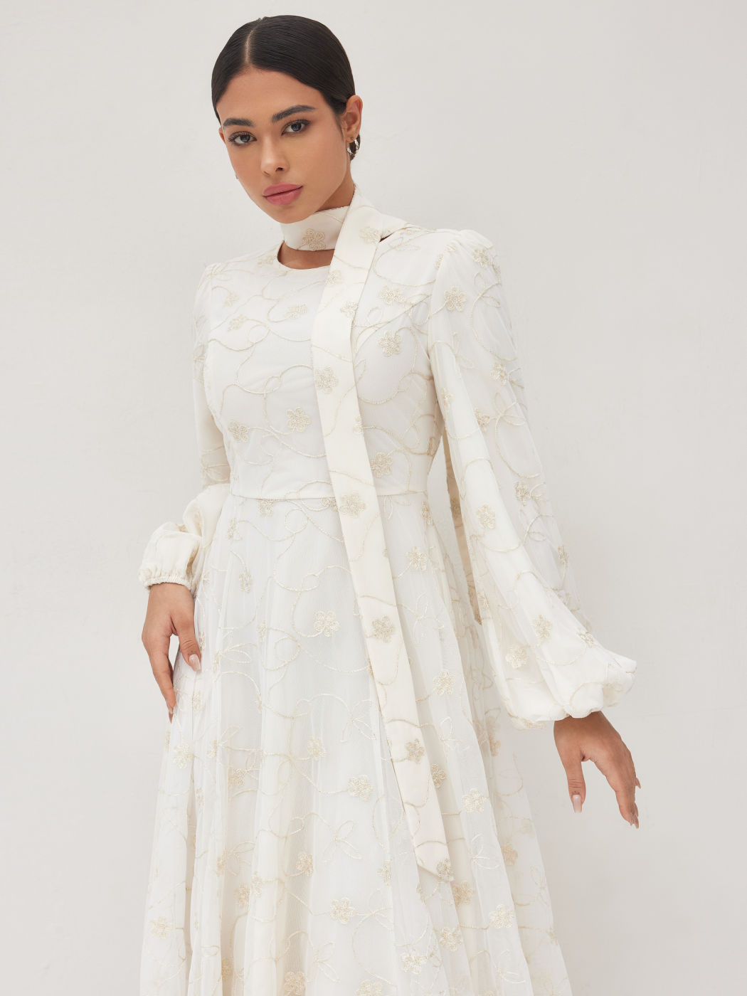 Round Neckline Crochet Floral Ruffle Maxi Dress With Scarf