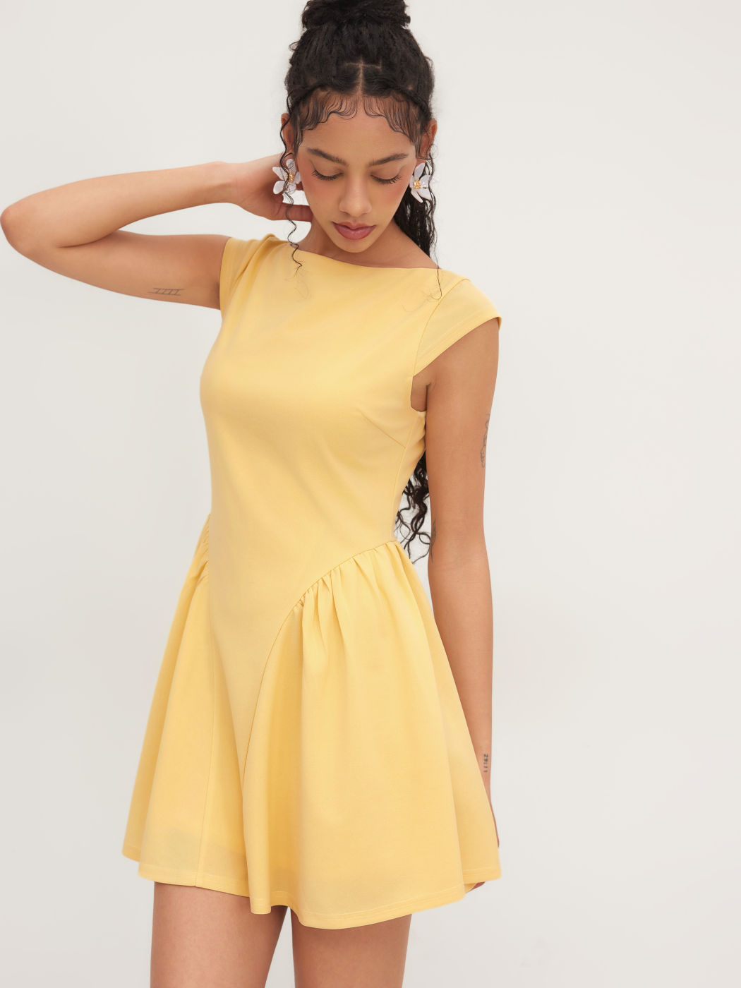 Boat Neck Backless Ruffle Knotted Mini Dress
