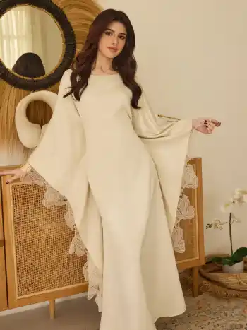 Rundhals-Lace-Patch-Cut-Out-Over-Size-Maxikleid