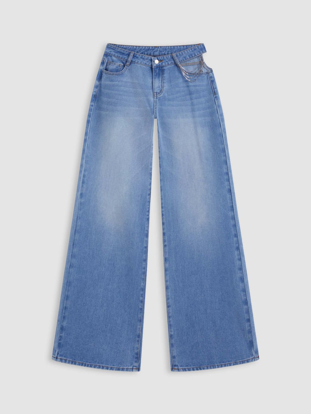 Jeans larghi a gamba ampia in denim di sidro a vita bassa con dettaglio cut-out a catena