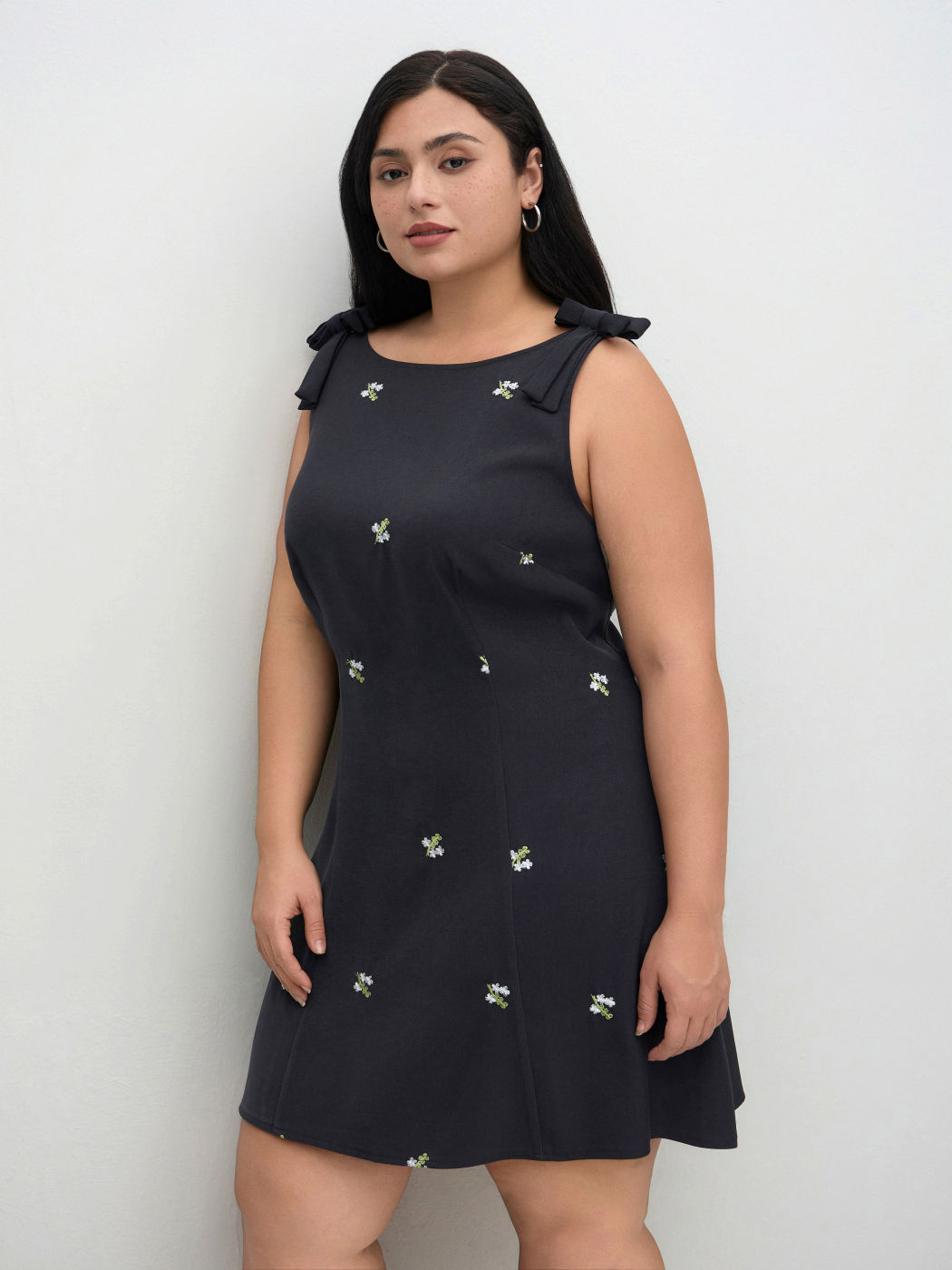 Floral Embroidery Mini Dress With Detachable Bowknot Curve & Plus