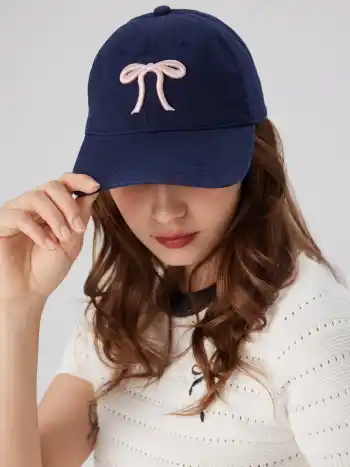 BOWKNOT EMBROIDERED BASEBALL HAT