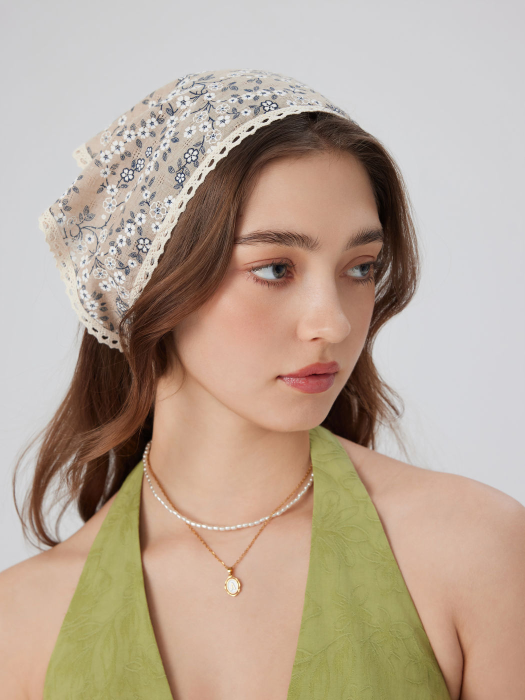 FLORAL LACE TRIM HEADSCARF