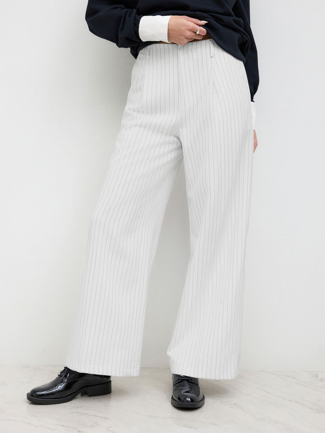 Mid Rise Stripe Wide Leg Trousers