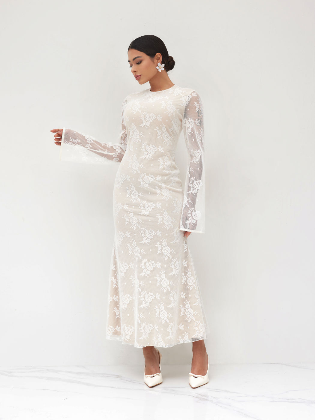 Spitzen-Rundhals-Blumen-Maxikleid