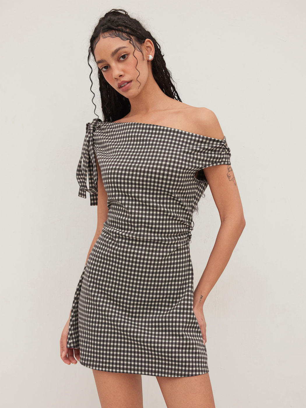 Asymmetrical Neck Gingham Knotted Ruched Mini Dress