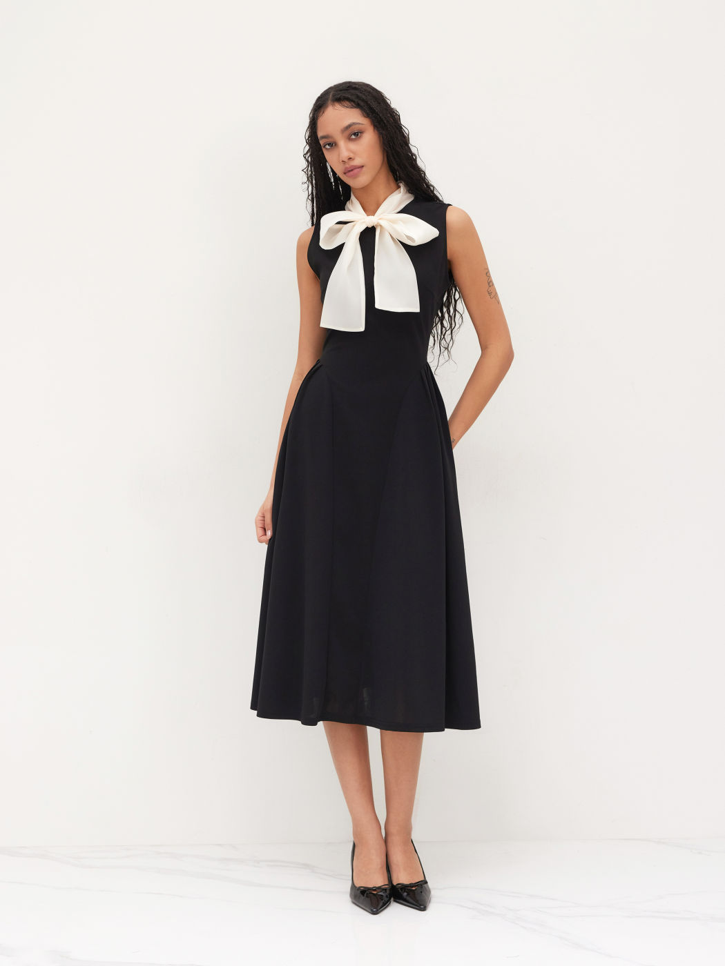 Two Tone Bow Tie Ruffle Midi Dress
