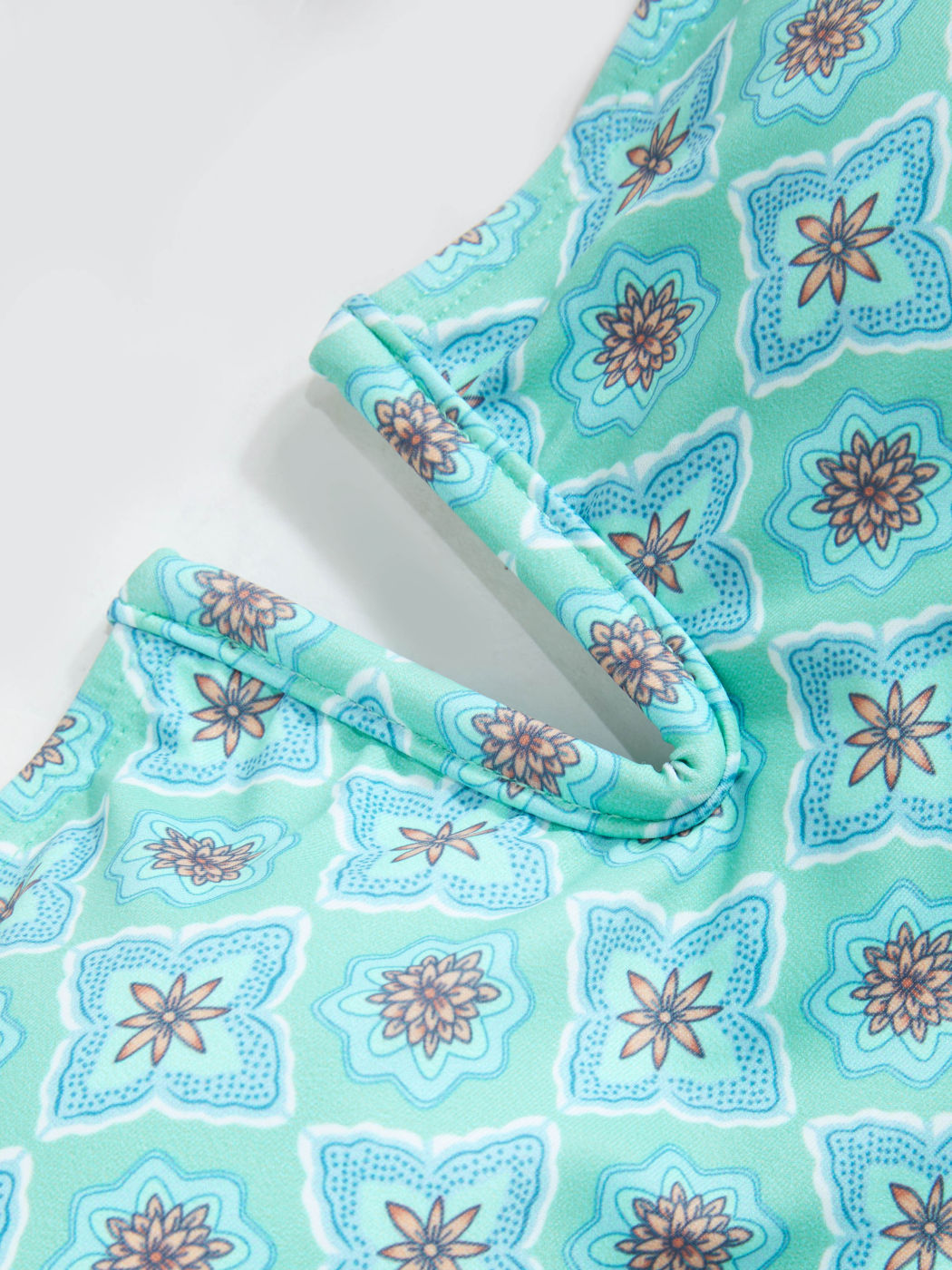Shaping Floral V Wired One Piece Swimsuit