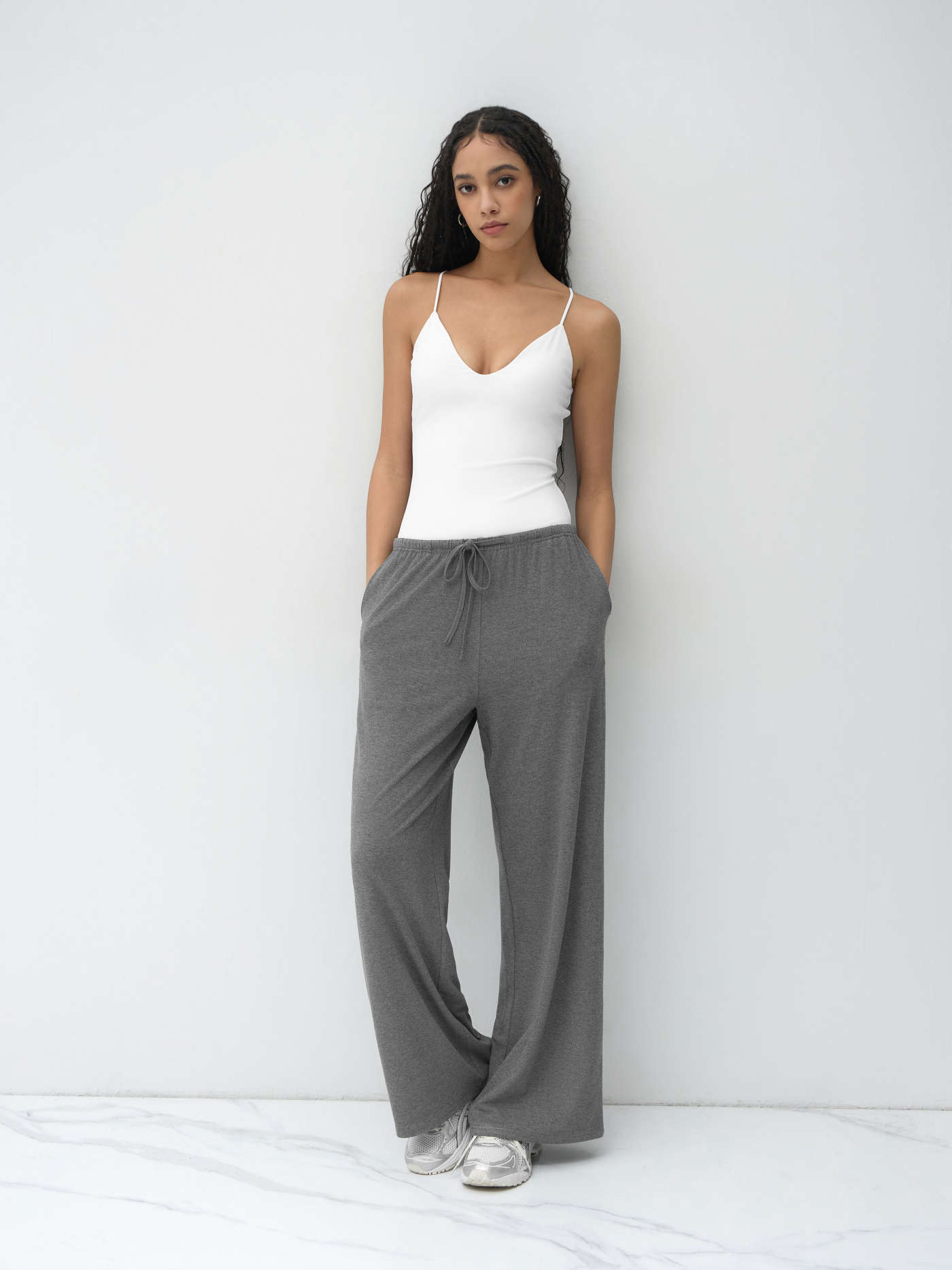 CIDERCONTOUR Double Layered V-neck Cami Bodysuit
