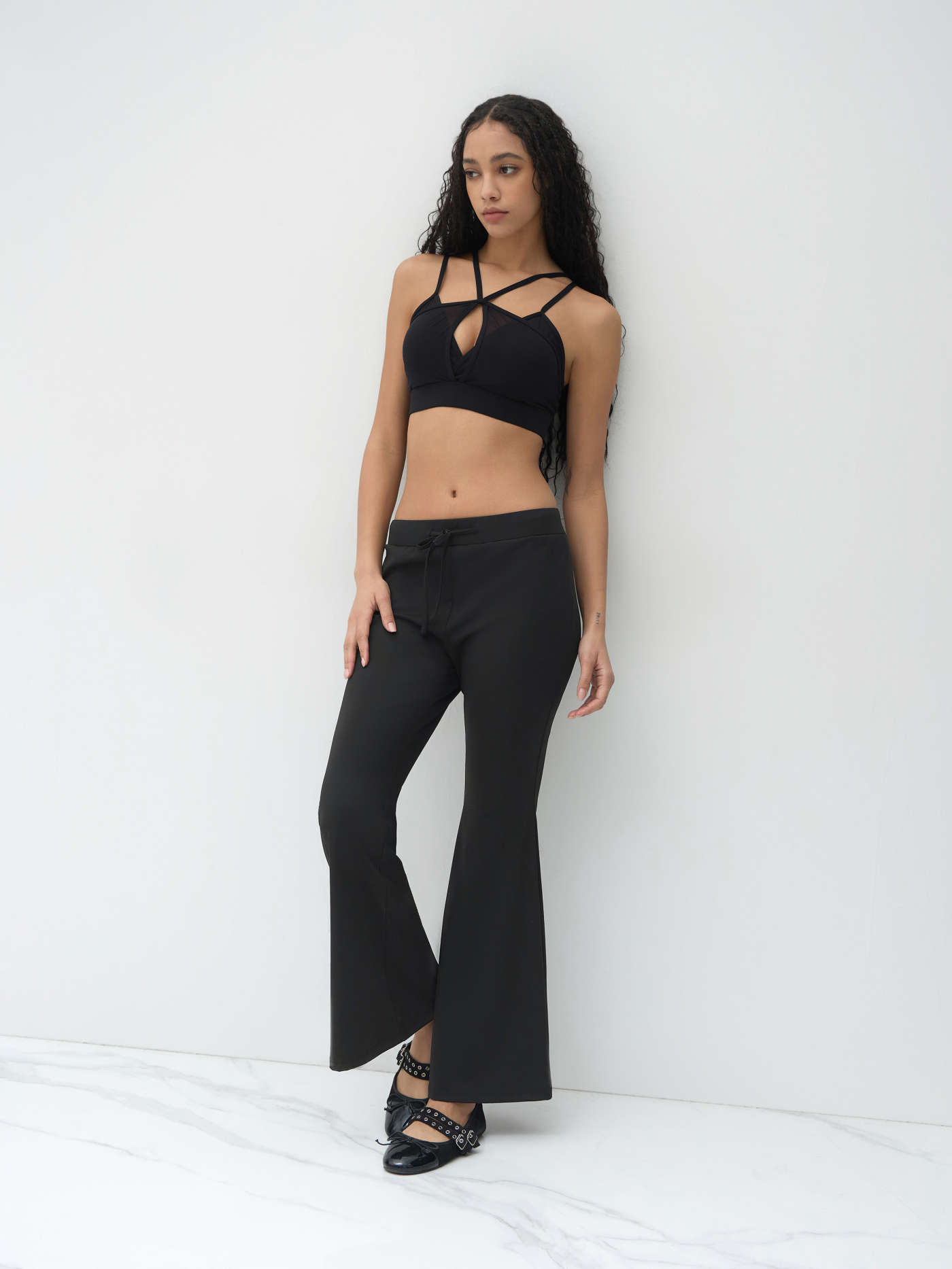 CIDERAIRY™ V-neck Solid Criss Cross Active Tank Top
